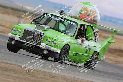 media/Sep-30-2023-24 Hours of Lemons (Sat) [[2c7df1e0b8]]/Track Photos/10am (Star Mazda)/